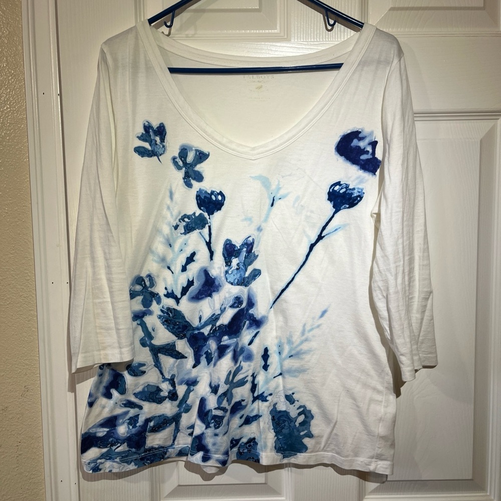Talbots White 3/4 Sleeve Blue Floral Tee 100% Pima L